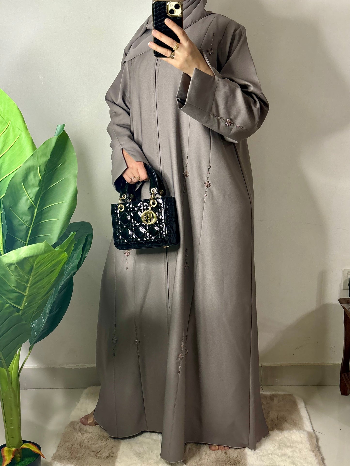 Abaya SAHAR